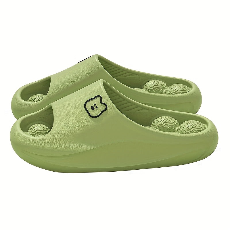 Chaussons d’intérieur semelle épaisse avec effet massage.