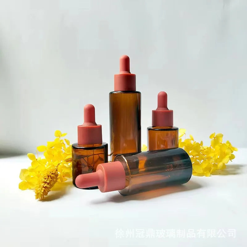 Lot de 5 pièces – Bouteilles d’huile couleur ambrée avec compte-gouttes.