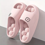 Chaussons d’intérieur semelle épaisse avec effet massage.